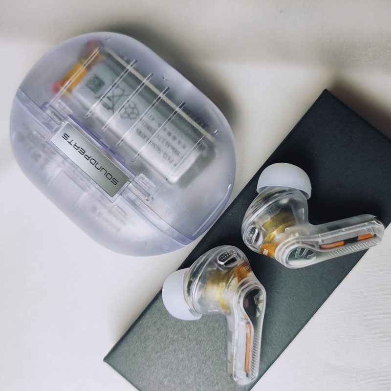 泥炭Capsule 3 Pro未来感蓝牙耳机：未来科技与音乐体验的完美结合