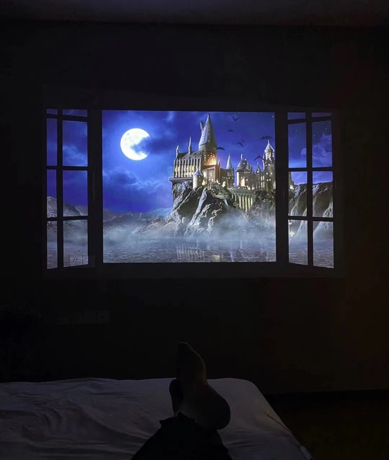 大眼橙变焦投影仪X11如何，白天能使用吗，有使用过的分享下么？