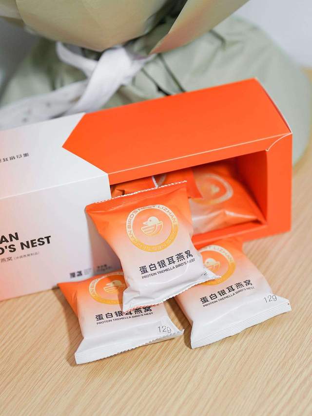 给媳妇买的厘盏蛋白银耳燕窝，大家看看怎么样？