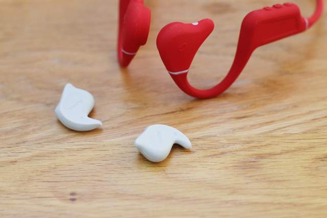 把MP3播放器戴在耳边是什么体验？说说南.卡.Runner Pro 4S骨传导耳机