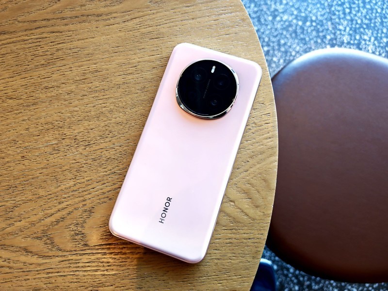 猝不及防！荣耀放大招，magic7系列卖的最好的竟然是标准版