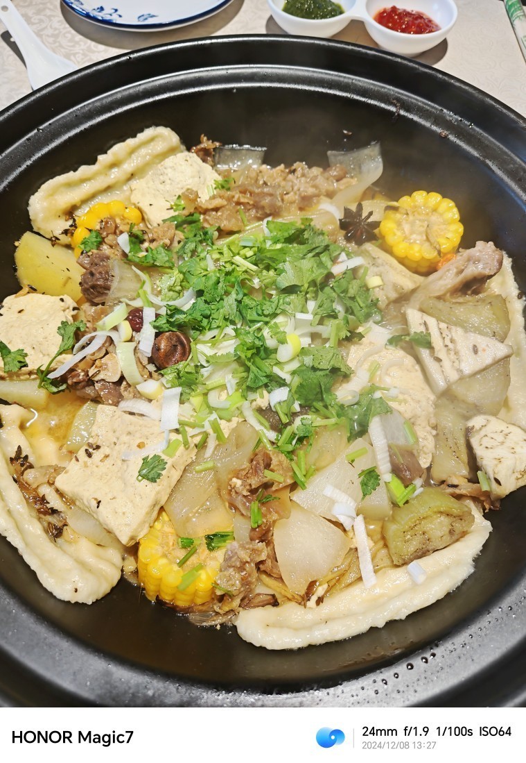 猝不及防！荣耀放大招，magic7系列卖的最好的竟然是标准版