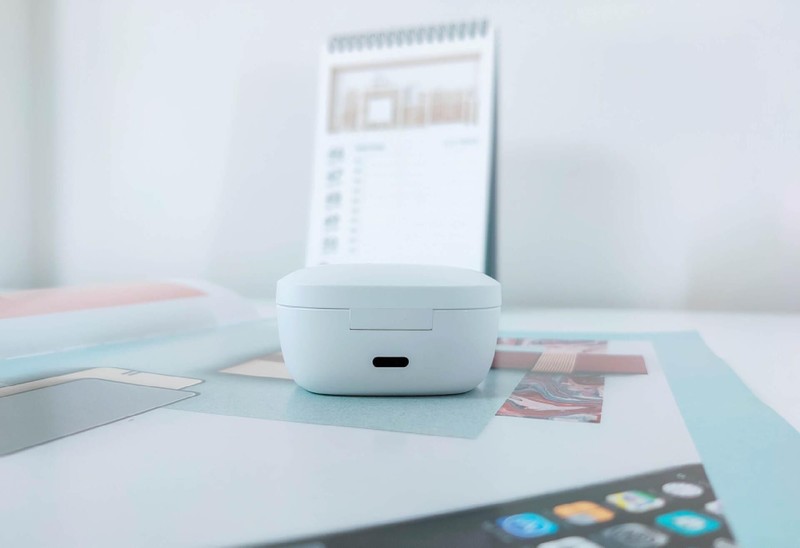 多设备无缝切换，贝尔金先锋降噪耳机体验