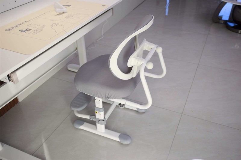 Sunny集成学习桌，健康护眼，打造专属孩子的学习空间