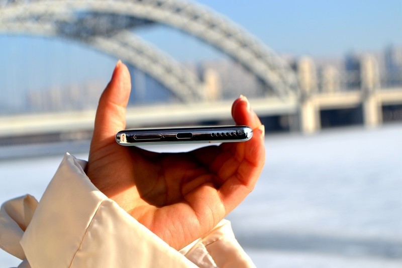 比LCD屏护眼，还补齐了被人诟病的短板，荣耀100 Pro到底好用吗？