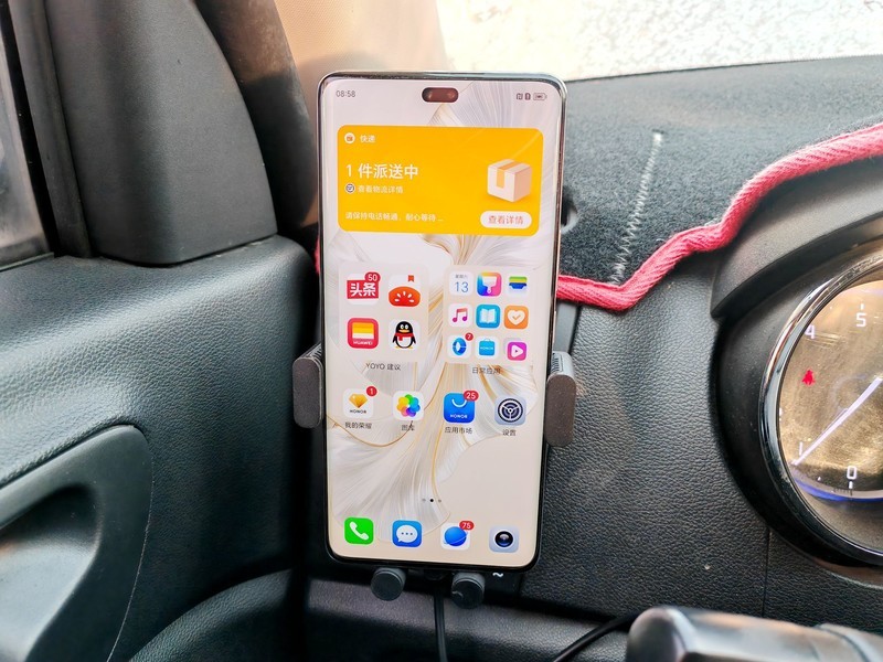 比LCD屏护眼，还补齐了被人诟病的短板，荣耀100 Pro到底好用吗？