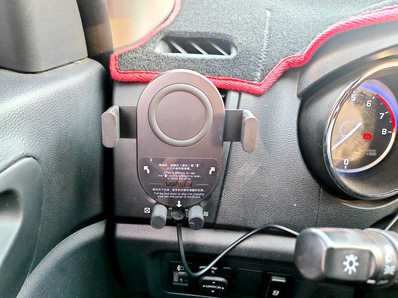 比LCD屏护眼，还补齐了被人诟病的短板，荣耀100 Pro到底好用吗？