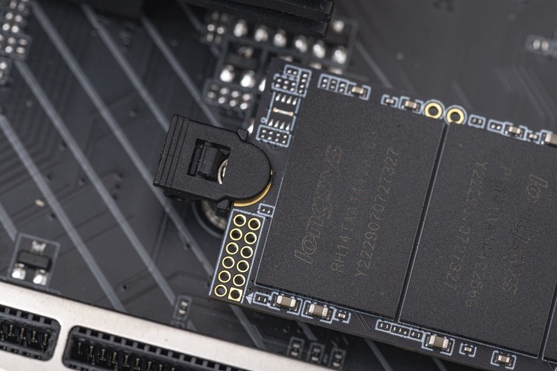 新平台一样玩性价比，新锐龙、酷睿、PS5通用，入手金百达KP260 1TB