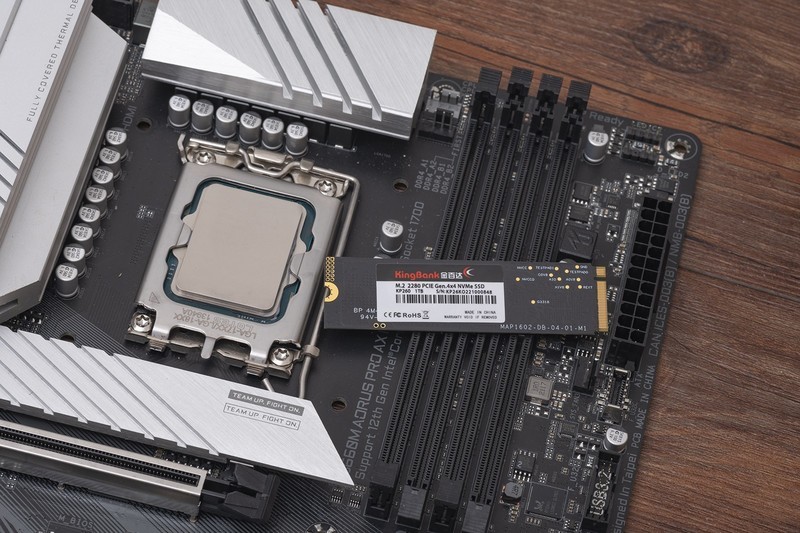 新平台一样玩性价比，新锐龙、酷睿、PS5通用，入手金百达KP260 1TB