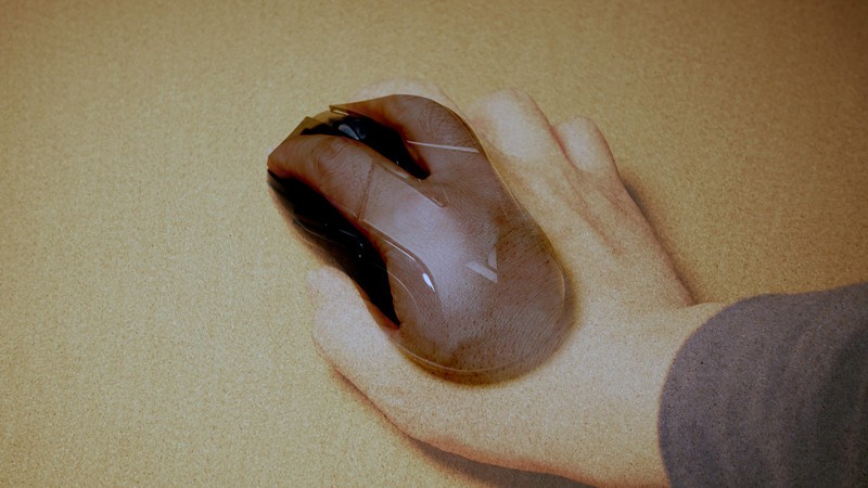 雷柏V300W双模无线RGB游戏鼠标套装体验：无线“微操”利器