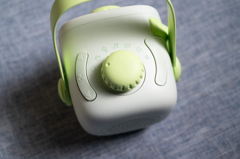 有趣又护眼，孩子的故事百宝箱，趣学伴绘本投影故事机Lite体验