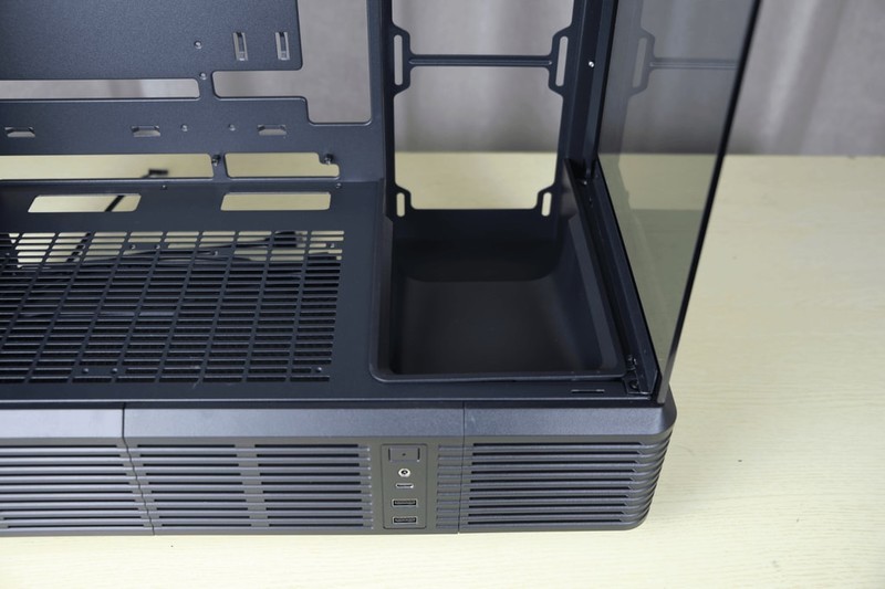 不止是海景房，更可声控开机，先马境界magic 海景房机箱上手体验