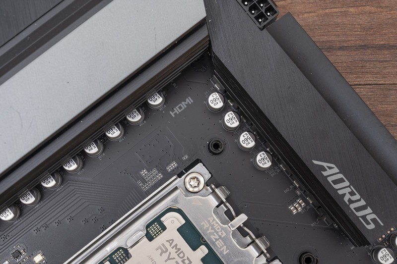 新平台一样玩性价比，新锐龙、酷睿、PS5通用，入手金百达KP260 1TB