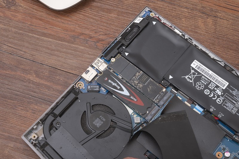 新平台一样玩性价比，新锐龙、酷睿、PS5通用，入手金百达KP260 1TB