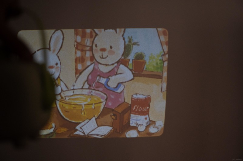 有趣又护眼，孩子的故事百宝箱，趣学伴绘本投影故事机Lite体验