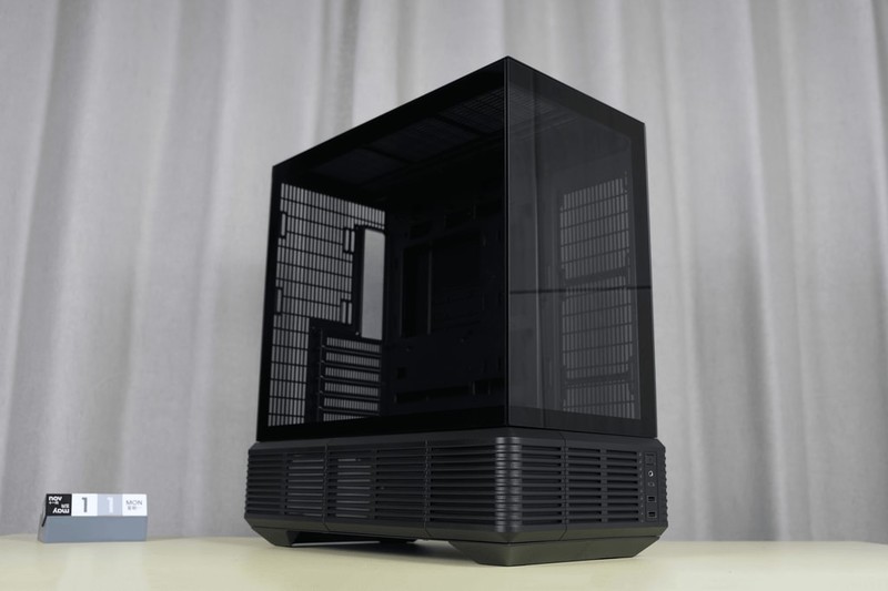 不止是海景房，更可声控开机，先马境界magic 海景房机箱上手体验