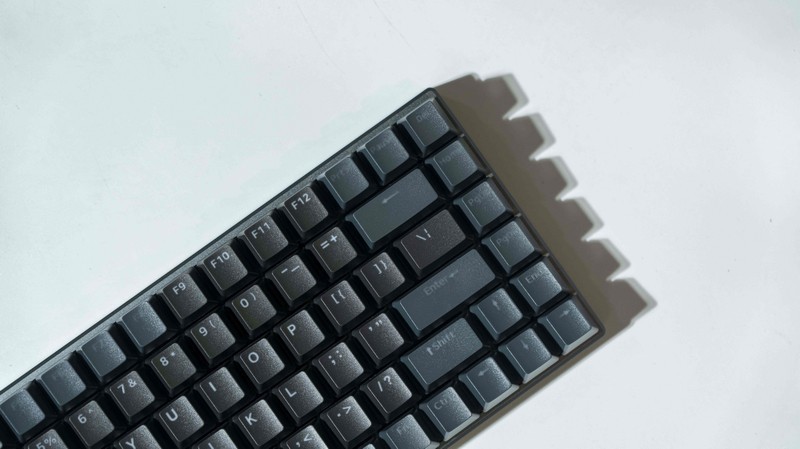 雷柏电竞游戏套装组合，让游戏体验更加有真实感