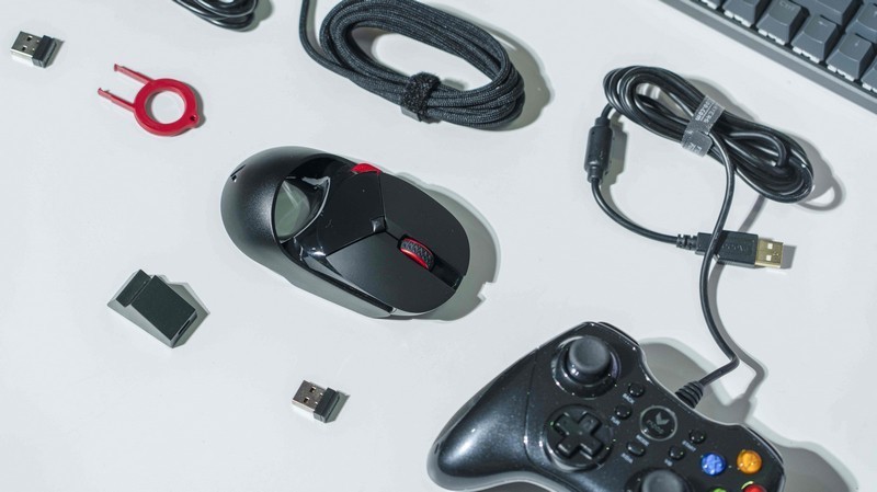 雷柏电竞游戏套装组合，让游戏体验更加有真实感