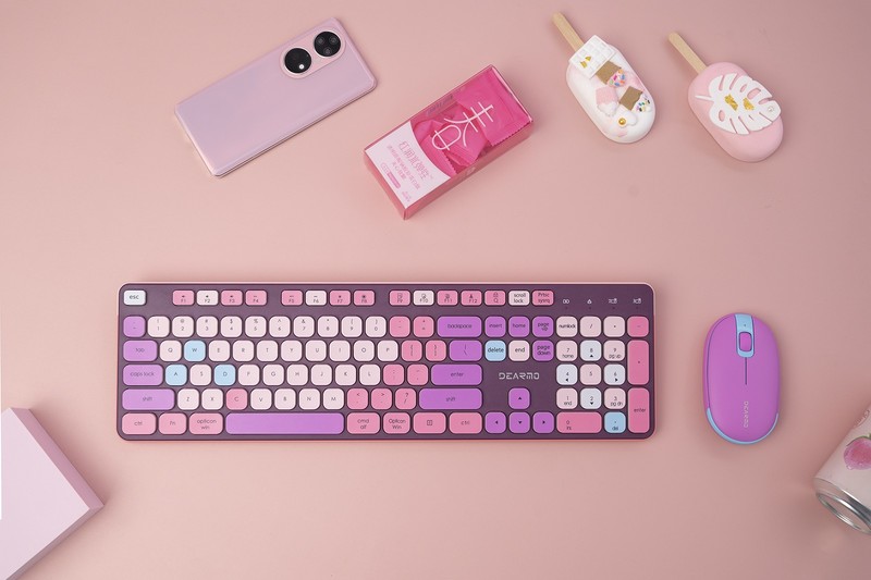 好看大过天，游戏不行颜值凑，迪摩MK8900炫彩女神无线键鼠套装