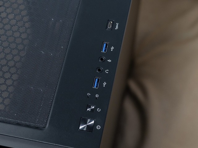 别人家老婆真香，13700K+4080两万元装机分享，附超频教程