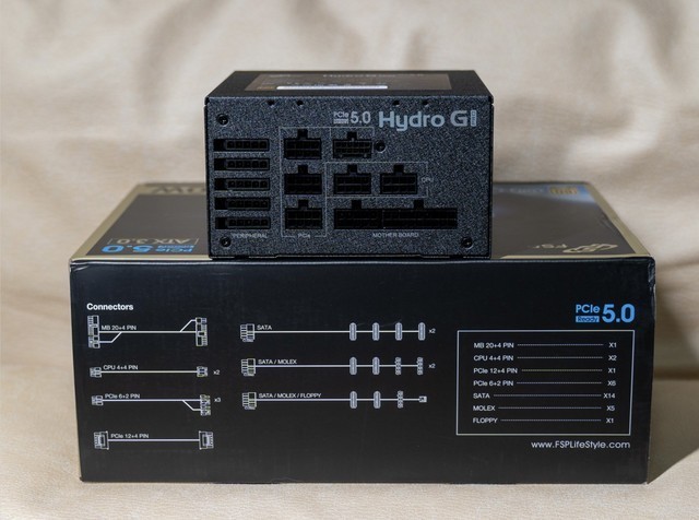 别人家老婆真香，13700K+4080两万元装机分享，附超频教程