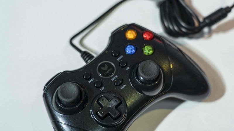 雷柏电竞游戏套装组合，让游戏体验更加有真实感