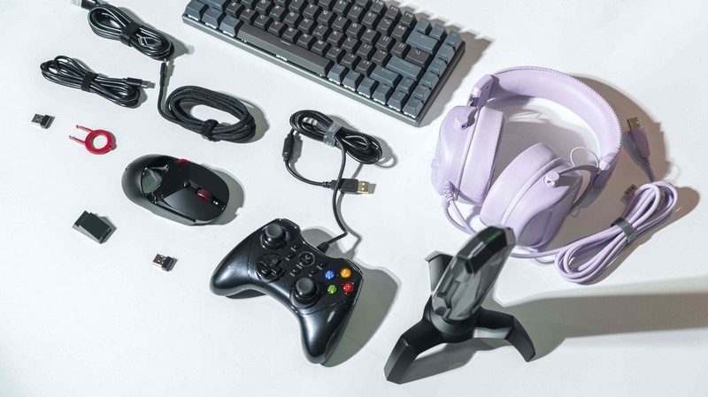 雷柏电竞游戏套装组合，让游戏体验更加有真实感