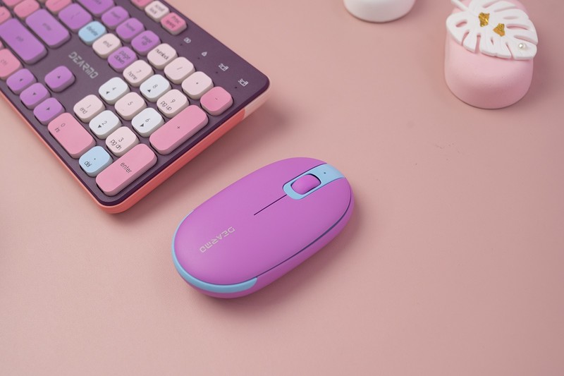 好看大过天，游戏不行颜值凑，迪摩MK8900炫彩女神无线键鼠套装