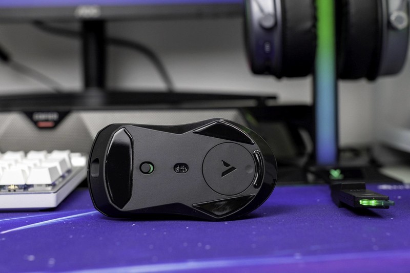 一个小配件，就能让游戏开挂，雷柏VT9 的4KHz是什么样的体验？