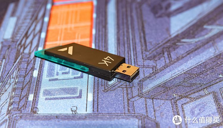 个性酷炫无线电竞鼠标——VT960PRO