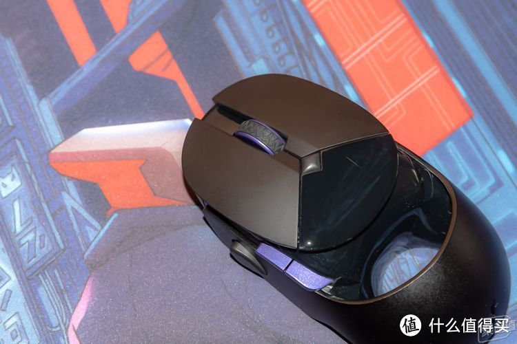 个性酷炫无线电竞鼠标——VT960PRO