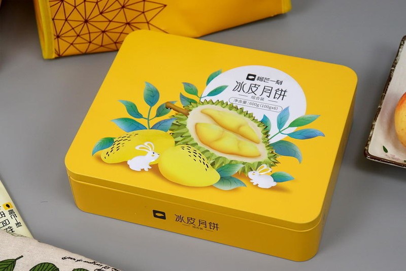 中秋刚过，超市月饼几乎消失，我却网购一盒冰皮慢慢吃