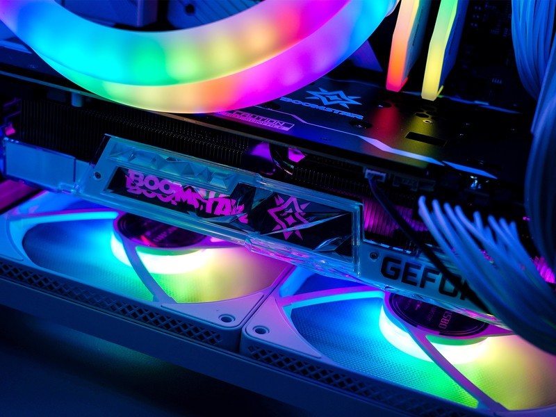 攒台白色的主机，B760平台也能玩爽内存超频，DDR5时代终于来了