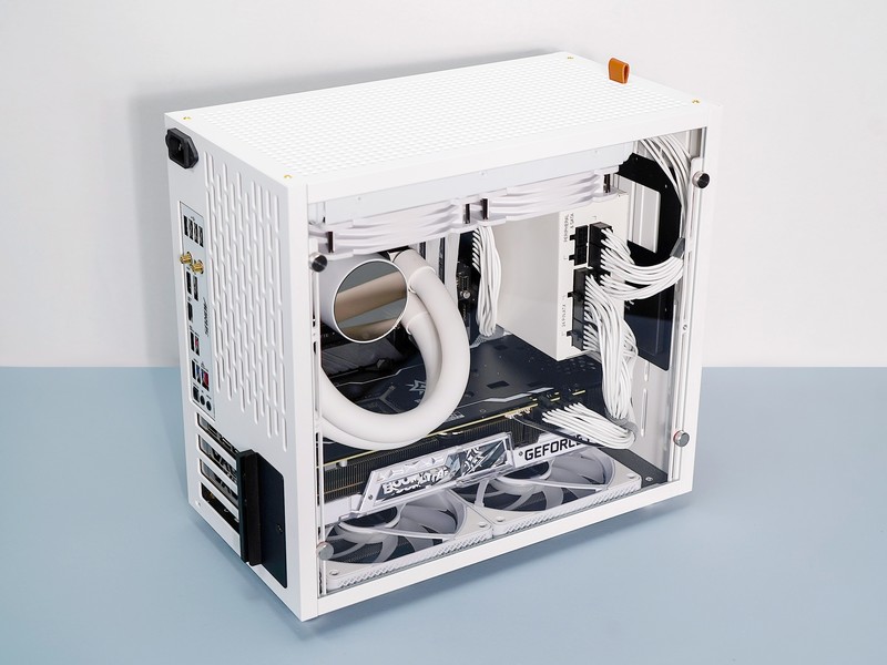 攒台白色的主机，B760平台也能玩爽内存超频，DDR5时代终于来了