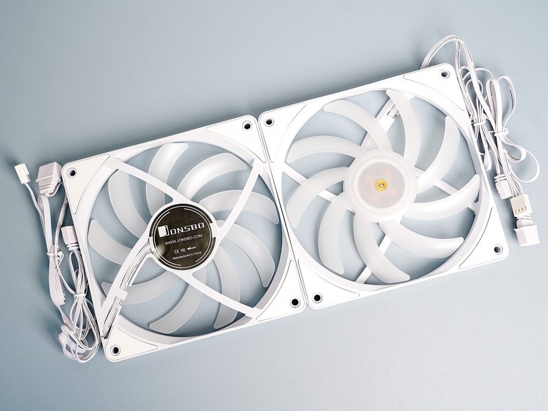 攒台白色的主机，B760平台也能玩爽内存超频，DDR5时代终于来了