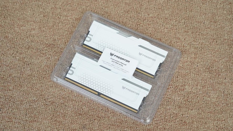 超高频D5内存的实力？宏碁掠夺者Hermes DDR5 7800 RGB实测体验