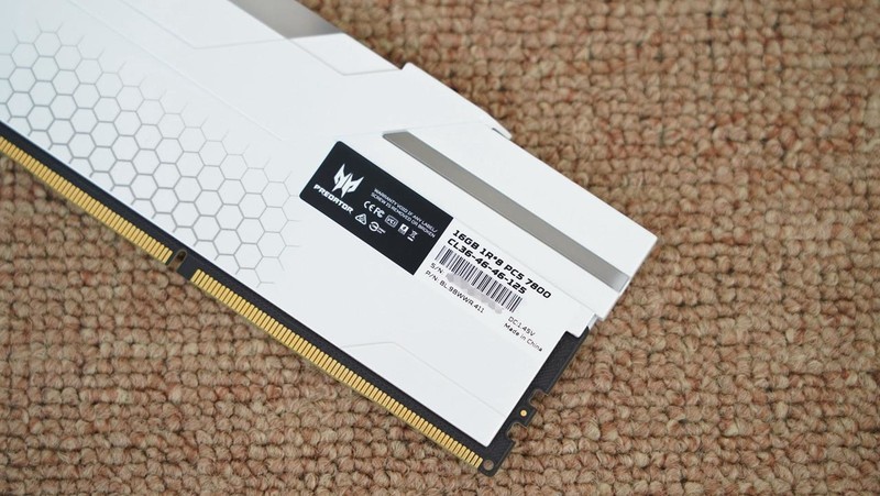 超高频D5内存的实力？宏碁掠夺者Hermes DDR5 7800 RGB实测体验