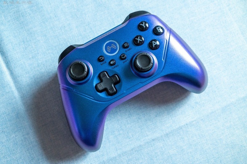 畅游星河的炫彩手柄，配置也不简单，北通阿修罗2Pro上手