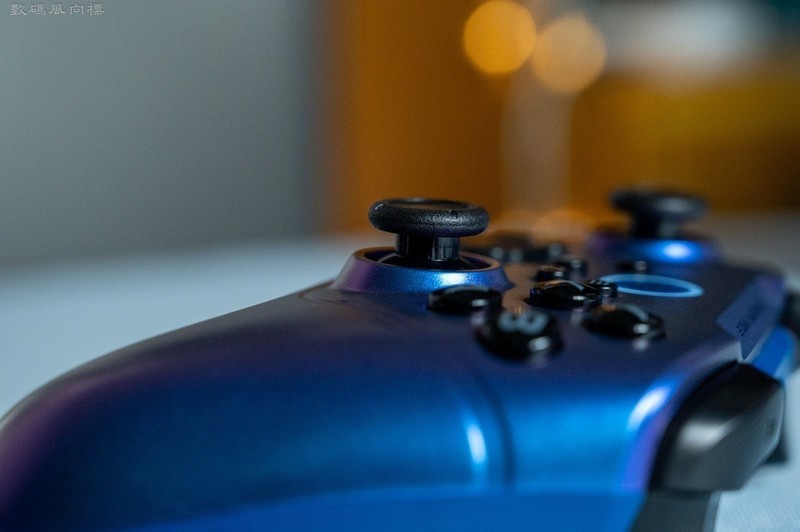 畅游星河的炫彩手柄，配置也不简单，北通阿修罗2Pro上手