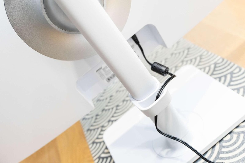 价格美丽，售后给力，高颜值显示器微星MD2412PW