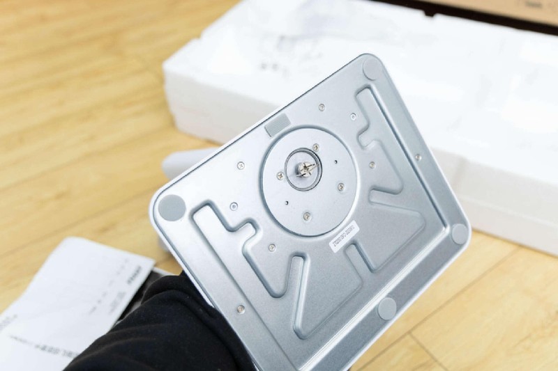 价格美丽，售后给力，高颜值显示器微星MD2412PW