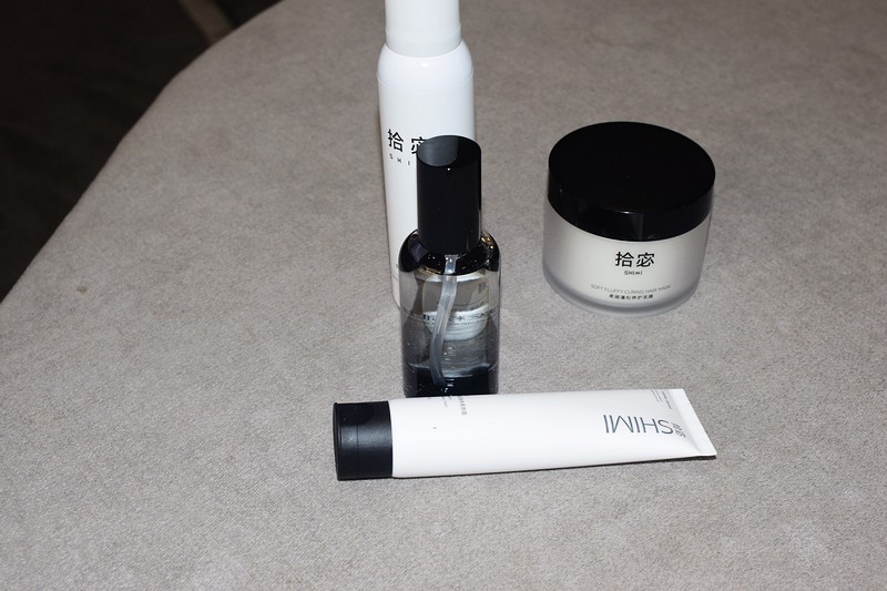 护发精油是吹干头发后用还是湿发用？好用的护发精油推荐