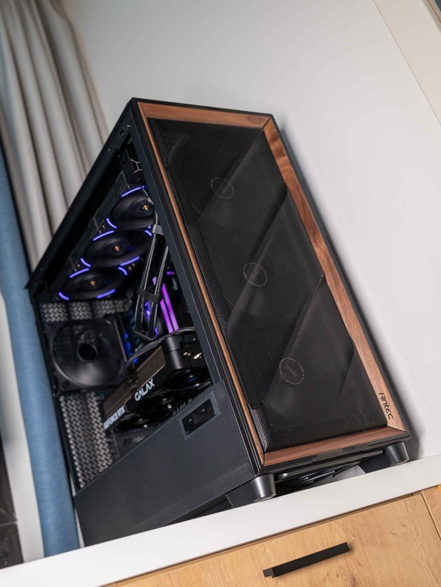 刀法精准，颜值出色，影驰RTX5080金属大师显卡首发测评