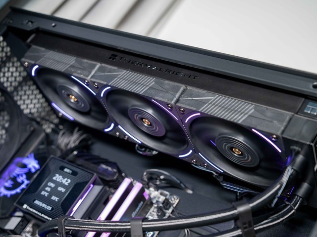 刀法精准，颜值出色，影驰RTX5080金属大师显卡首发测评