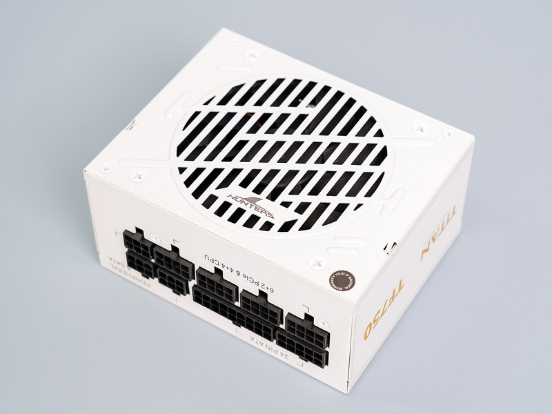 攒台白色的主机，B760平台也能玩爽内存超频，DDR5时代终于来了