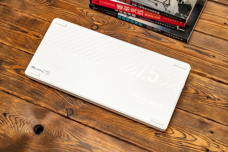 达尔优A81三模机械键盘：499元的紫金轴PRO，能值回票价吗？