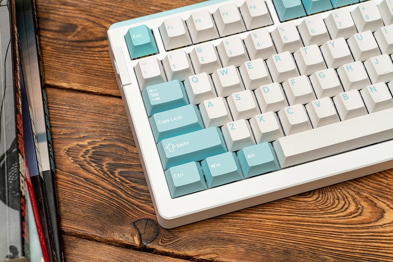 达尔优A81三模机械键盘：499元的紫金轴PRO，能值回票价吗？