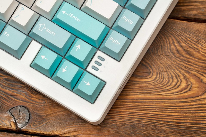 达尔优A81三模机械键盘：499元的紫金轴PRO，能值回票价吗？