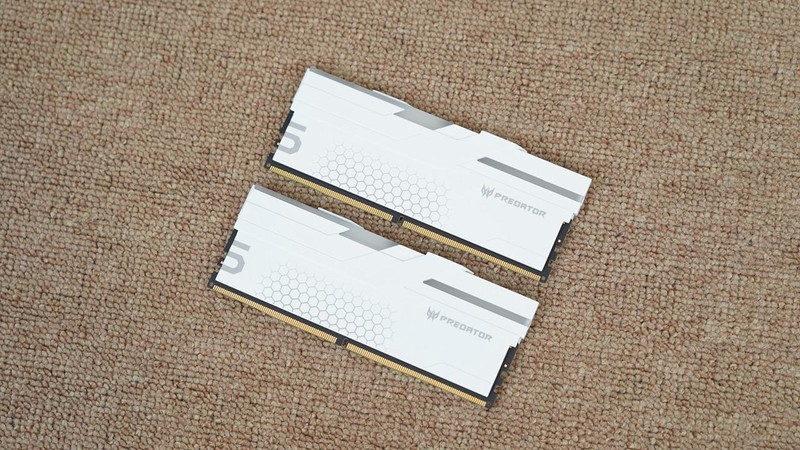 超高频D5内存的实力？宏碁掠夺者Hermes DDR5 7800 RGB实测体验