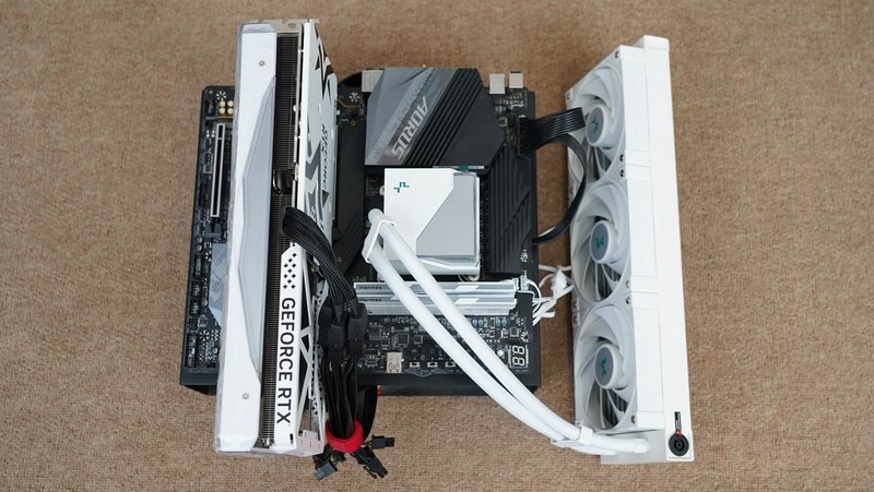 超高频D5内存的实力？宏碁掠夺者Hermes DDR5 7800 RGB实测体验